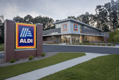 Exterior Front Entrance with ALDI Sign Harrisburg