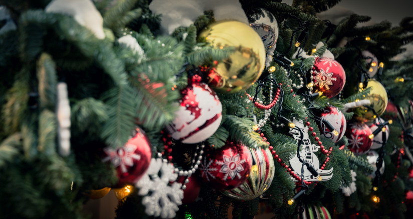 details decorated christmas kiosk with red golden 2025 03 10 10 58 42 utc